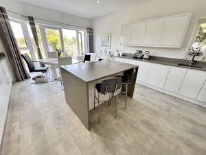 Kitchen- click for photo gallery